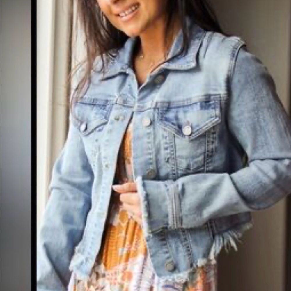 Black Label Blue Denim Jacket with Raw Hem sz SM